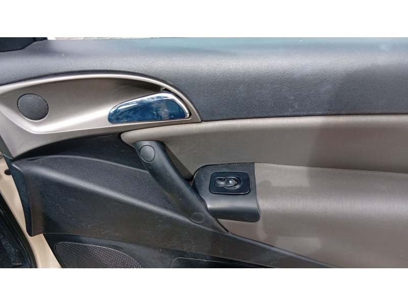lancia ypsilon (843_) del año 2004