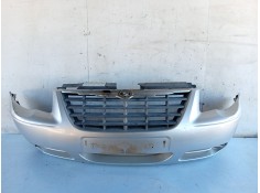 Recambio de paragolpes delantero para chrysler voyager iv (rg, rs) 2.4 referencia OEM IAM 05018639AA  