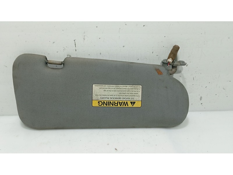 Recambio de parasol izquierdo para kia sorento i (jc) 2.5 crdi referencia OEM IAM 852013E04044  