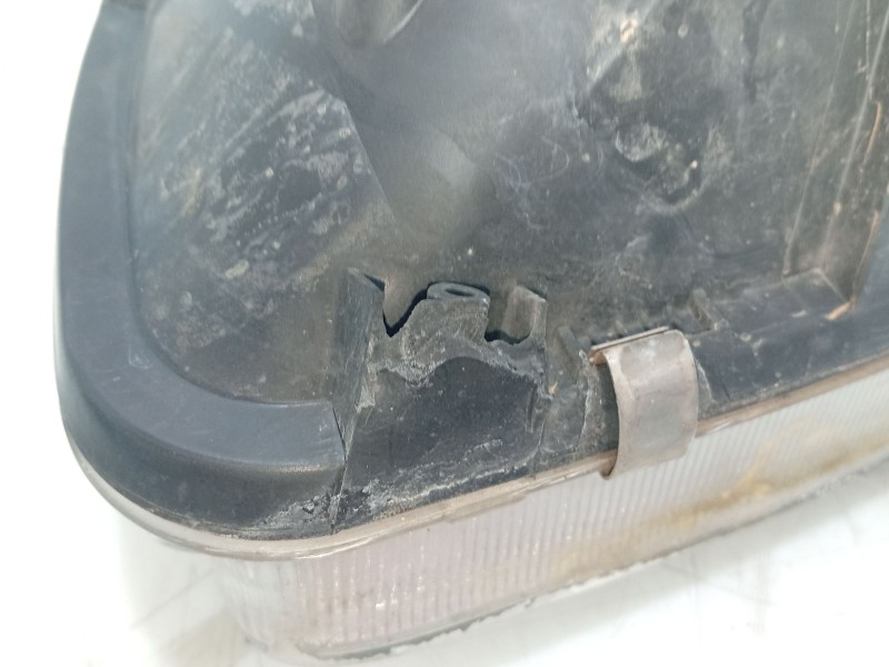 Recambio de faro derecho para volkswagen polo (6n2) 1.4 16v referencia OEM IAM 6N1941016A  