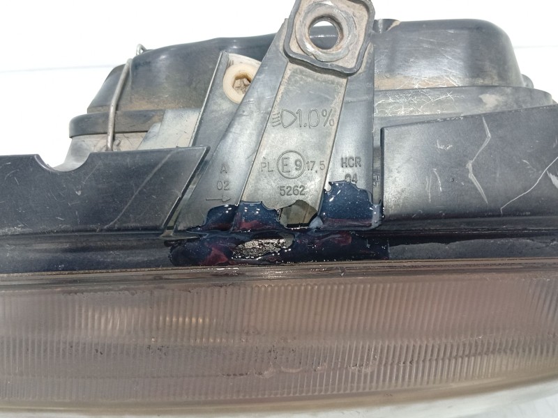 Recambio de faro izquierdo para volkswagen polo (6n2) 1.4 16v referencia OEM IAM 6N1941015A  