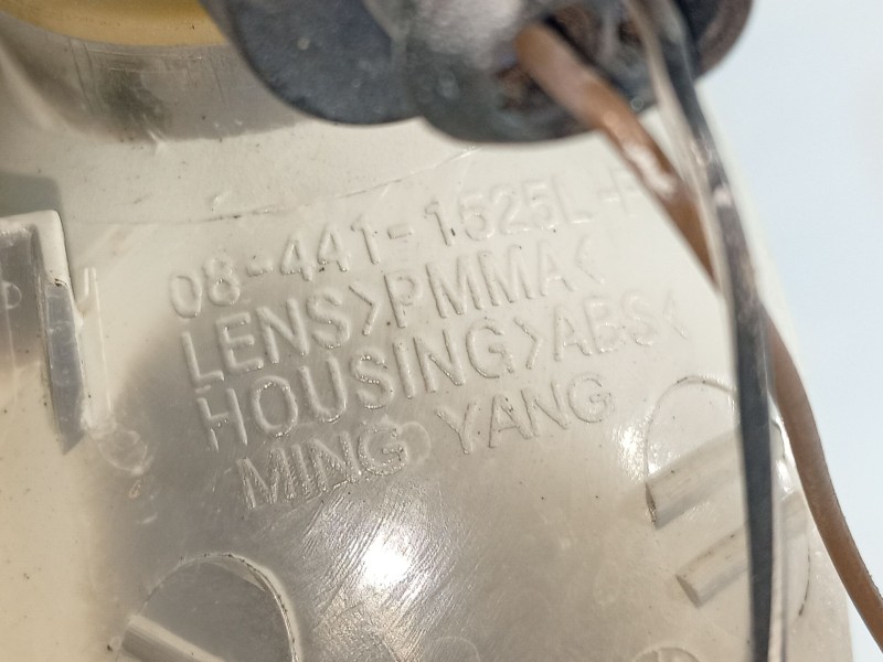 Recambio de piloto delantero izquierdo para volkswagen polo (6n2) 1.4 16v referencia OEM IAM   