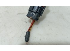 Recambio de cerradura puerta trasera derecha para kia sorento i (jc) 2.5 crdi referencia OEM IAM 814203E010   2