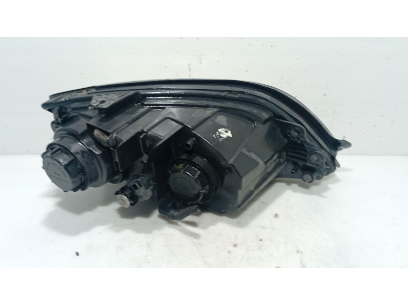 Recambio de faro izquierdo para kia sorento i (jc) 2.5 crdi referencia OEM IAM 921013E060  