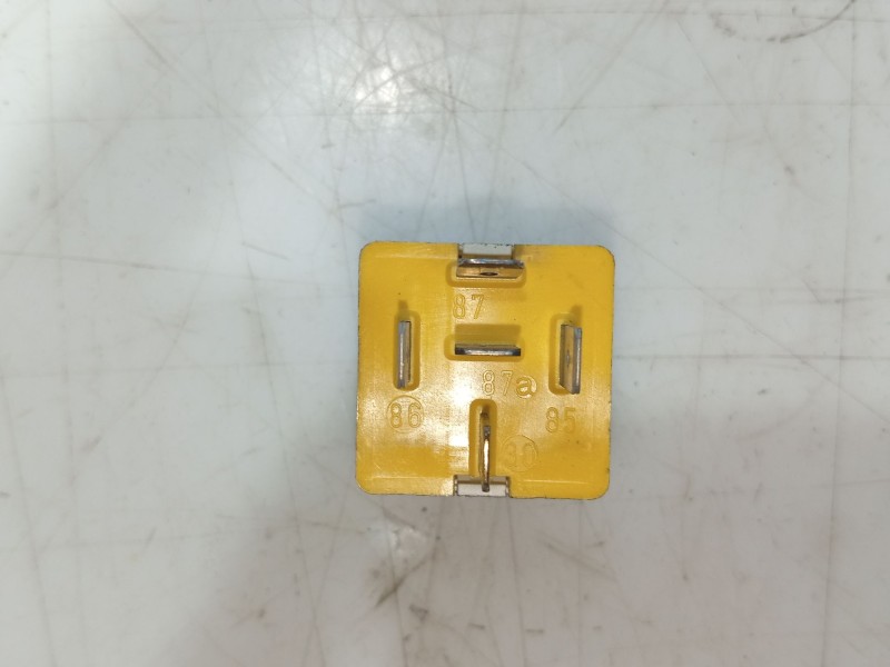 Recambio de rele para volkswagen polo (6n2) 1.4 16v referencia OEM IAM   