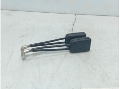 Recambio de anclaje cinturon trasero izquierdo para volkswagen polo (6n2) 1.4 16v referencia OEM IAM    2
