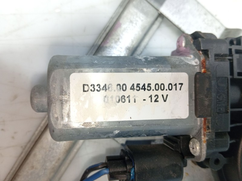 Recambio de elevalunas delantero derecho para volkswagen polo (6n2) 1.4 16v referencia OEM IAM 6N3837462  