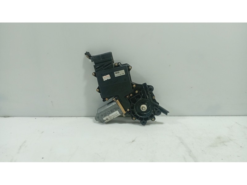 Recambio de elevalunas trasero derecho para seat alhambra (7v8, 7v9) 1.9 tdi referencia OEM IAM 7M0839462  