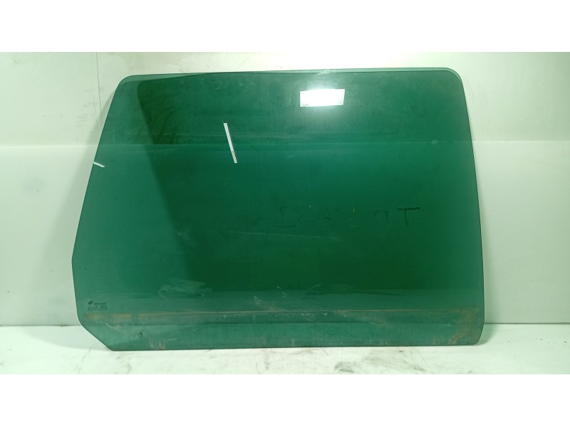 Recambio de luna trasera derecha para seat alhambra (7v8, 7v9) 1.9 tdi referencia OEM IAM 7M0845206B  