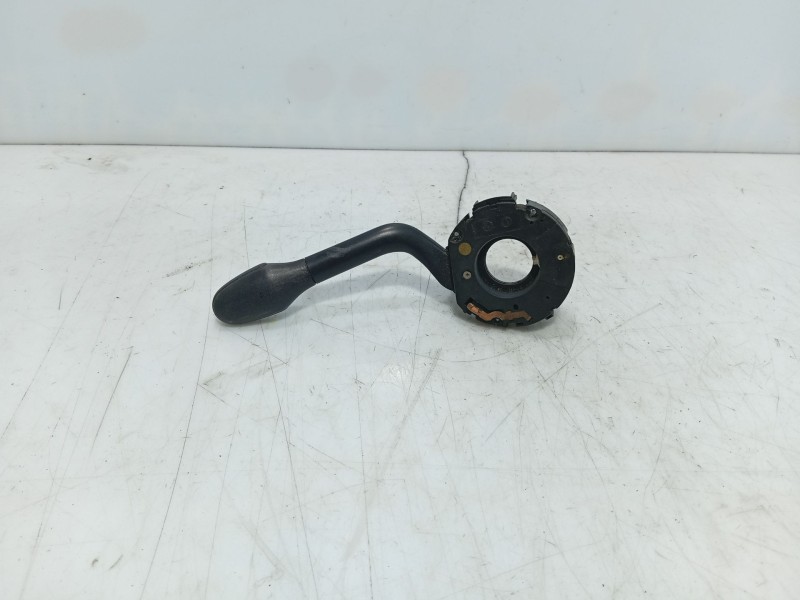 Recambio de mando intermitentes para volkswagen polo (6n2) 1.4 16v referencia OEM IAM   