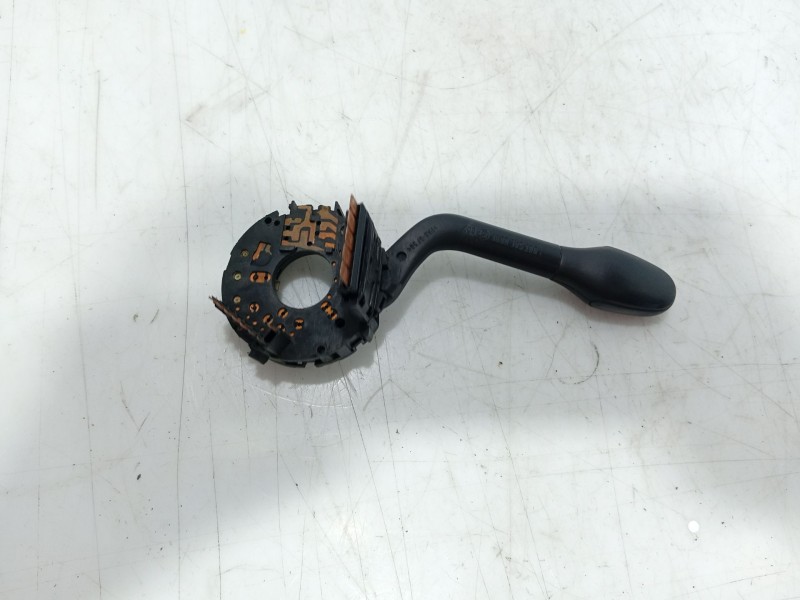 Recambio de mando intermitentes para volkswagen polo (6n2) 1.4 16v referencia OEM IAM   