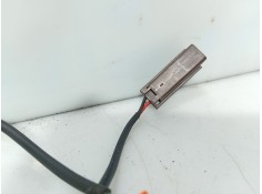 Recambio de anclaje cinturon delantero izquierdo para ford mondeo iii (b5y) 2.0 16v tddi / tdci referencia OEM IAM    2