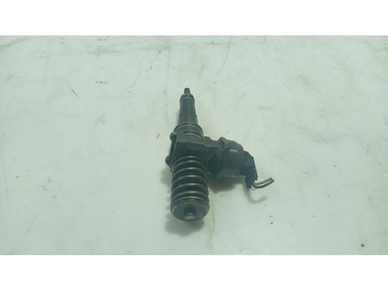 Recambio de inyector para seat alhambra (7v8, 7v9) 1.9 tdi referencia OEM IAM 038130073AK  