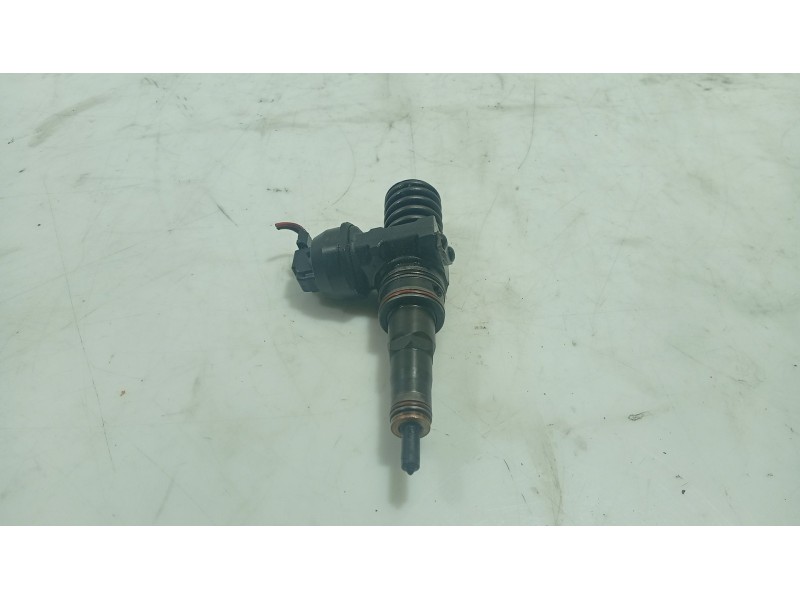 Recambio de inyector para seat alhambra (7v8, 7v9) 1.9 tdi referencia OEM IAM 038130073AK  