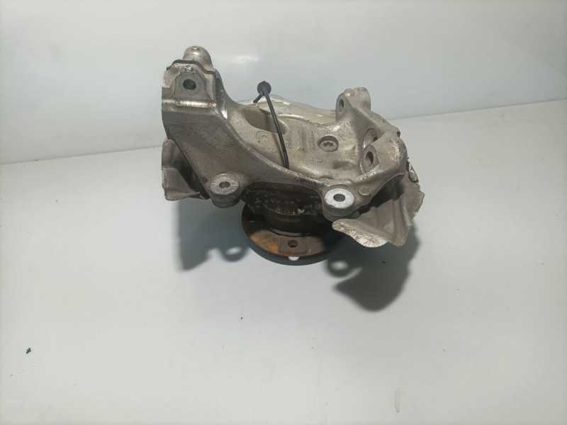 Recambio de mangueta delantera izquierda para bmw 1 (f20) 116 d referencia OEM IAM 679228505  