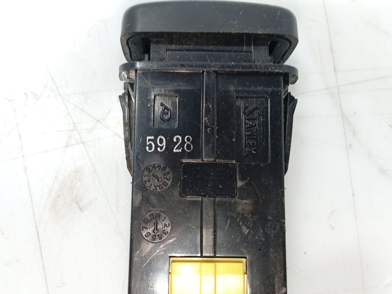 Recambio de interruptor para mazda 323 coupe 323 coupe cb4 referencia OEM IAM 0  