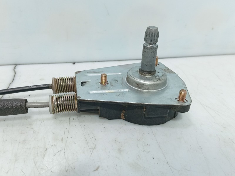 Recambio de elevalunas delantero izquierdo para mazda 323 coupe 323 coupe cb4 referencia OEM IAM 0  