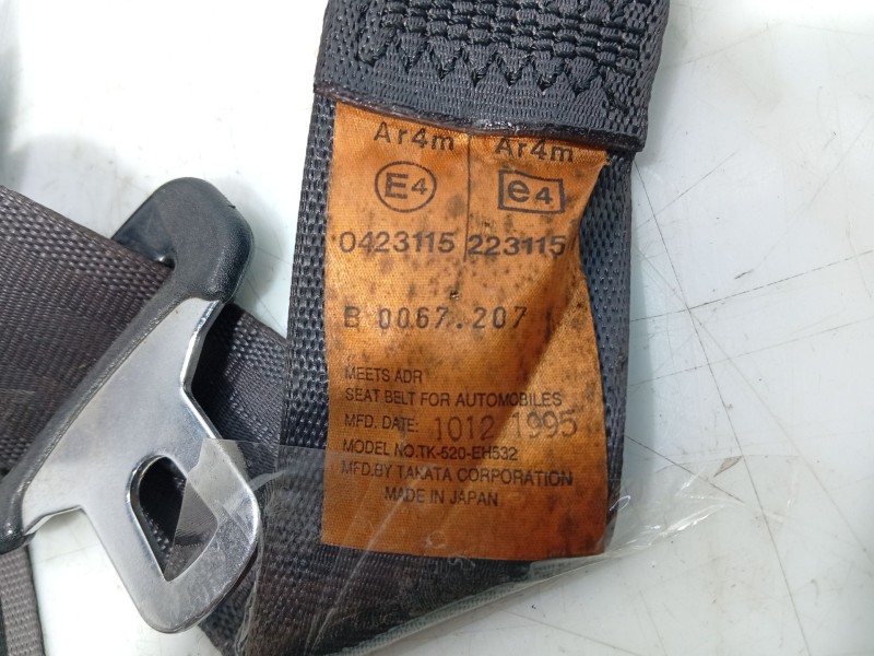 Recambio de cinturon seguridad trasero izquierdo para mazda 323 coupe 323 coupe cb4 referencia OEM IAM 0  