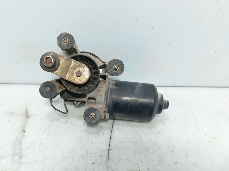 Recambio de motor limpia delantero para mazda 323 coupe 323 coupe cb4 referencia OEM IAM 0  