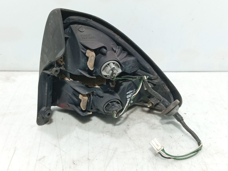 Recambio de piloto trasero izquierdo para mazda 323 coupe 323 coupe cb4 referencia OEM IAM 0  