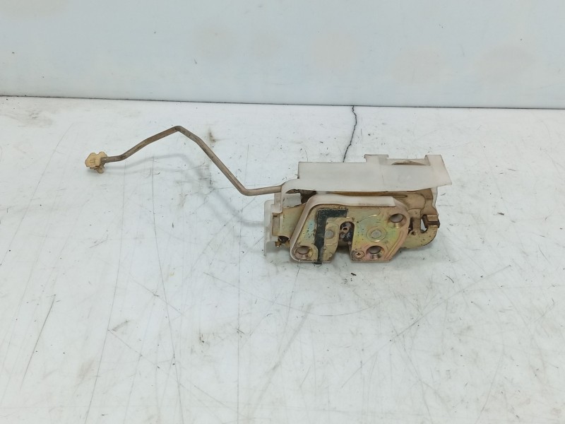 Recambio de cerradura puerta delantera derecha para mazda 323 coupe 323 coupe cb4 referencia OEM IAM 0  