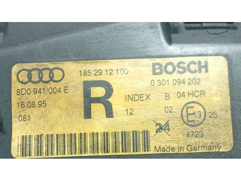 Recambio de faro derecho para audi a4 b5 avant (8d5) 1.9 tdi referencia OEM IAM 8D0941030B  