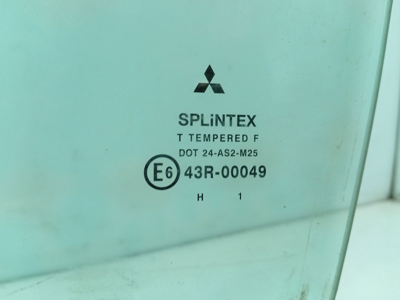 Recambio de luna delantera izquierda para mitsubishi space star (dg0) referencia OEM IAM MR135729  