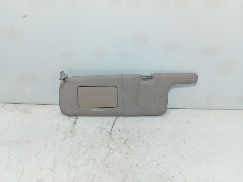 Recambio de parasol izquierdo para mitsubishi space star (dg0) referencia OEM IAM   