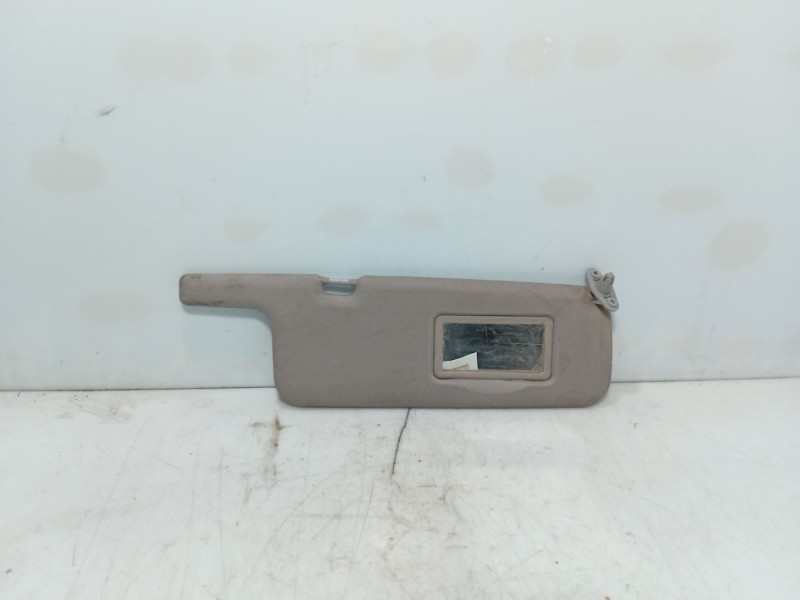 Recambio de parasol derecho para mitsubishi space star (dg0) referencia OEM IAM   