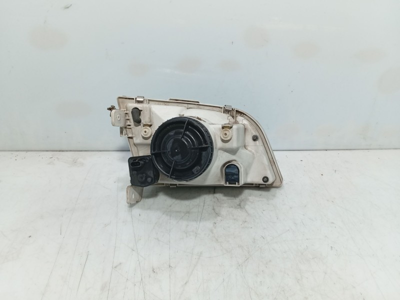 Recambio de faro izquierdo para mitsubishi space star (dg0) referencia OEM IAM MR392741  