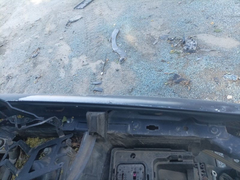 Recambio de aleta delantera izquierda para volkswagen golf v (1k1) 1.9 tdi referencia OEM IAM 1K6821021A  