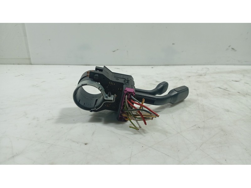 Recambio de mando intermitentes para audi a4 b5 avant (8d5) 1.9 tdi referencia OEM IAM   