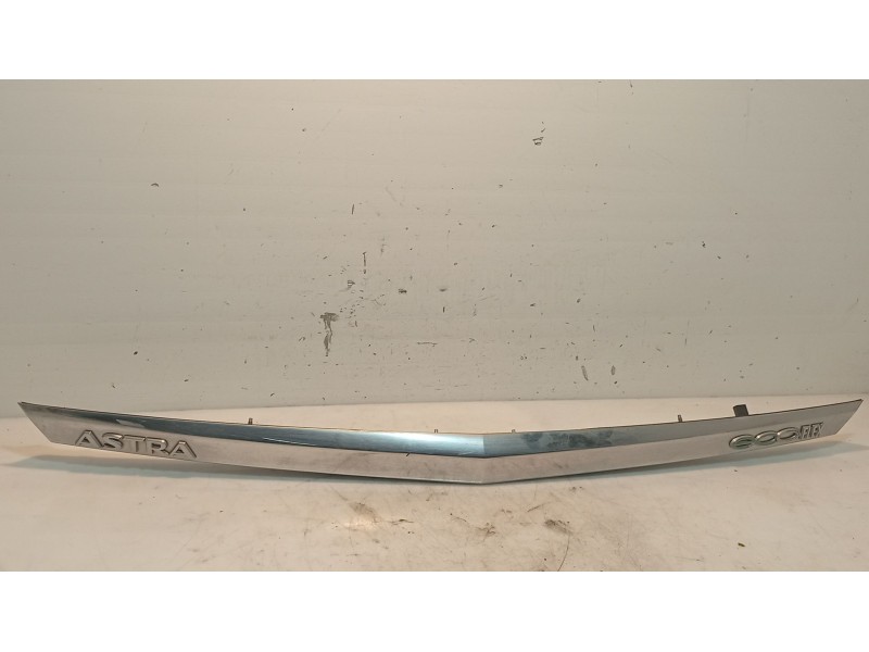 Recambio de moldura para opel astra h (a04) 1.7 cdti (l48) referencia OEM IAM   