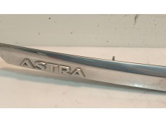 Recambio de moldura para opel astra h (a04) 1.7 cdti (l48) referencia OEM IAM    2