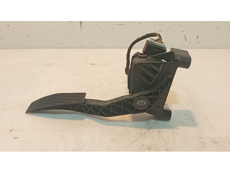 Recambio de potenciometro pedal para opel astra h (a04) 1.7 cdti (l48) referencia OEM IAM   