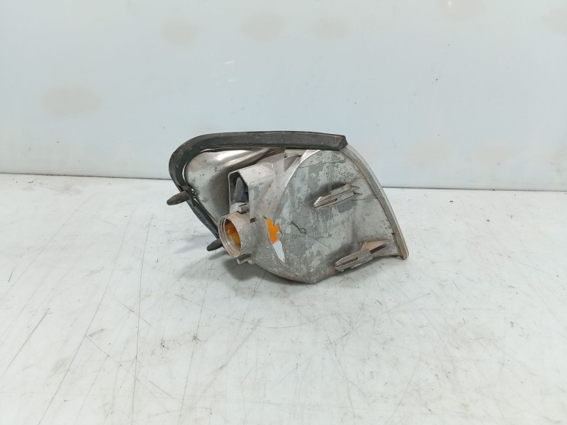 Recambio de piloto delantero izquierdo para mitsubishi space star (dg0) referencia OEM IAM MB952873  