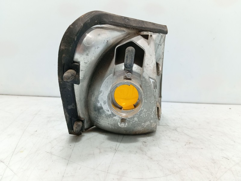 Recambio de piloto delantero izquierdo para mitsubishi space star (dg0) referencia OEM IAM MB952873  