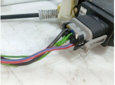 Recambio de elevalunas delantero izquierdo para mitsubishi space star (dg0) referencia OEM IAM MR135721   2