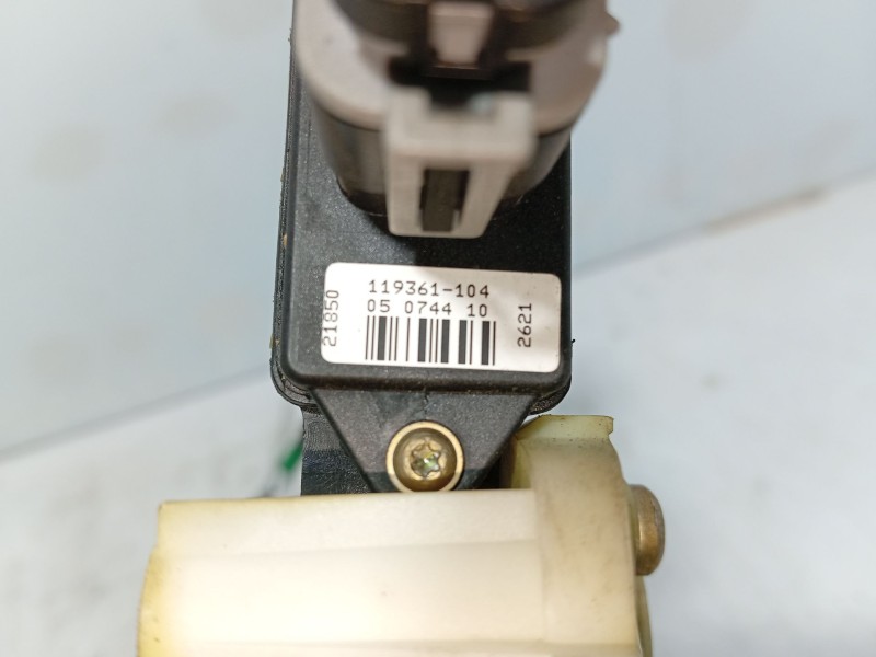 Recambio de elevalunas delantero izquierdo para mitsubishi space star (dg0) referencia OEM IAM MR135721  