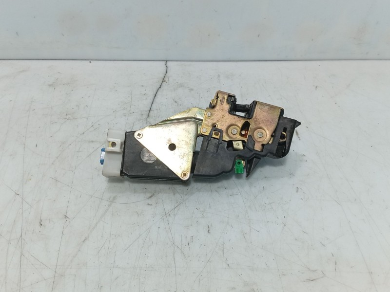 Recambio de cerradura puerta delantera izquierda para mitsubishi space star (dg0) referencia OEM IAM M806372  