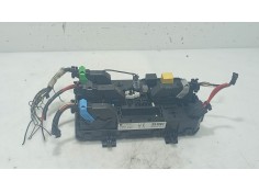 Recambio de caja reles / fusibles para opel astra h (a04) 1.7 cdti (l48) referencia OEM IAM 13208748  