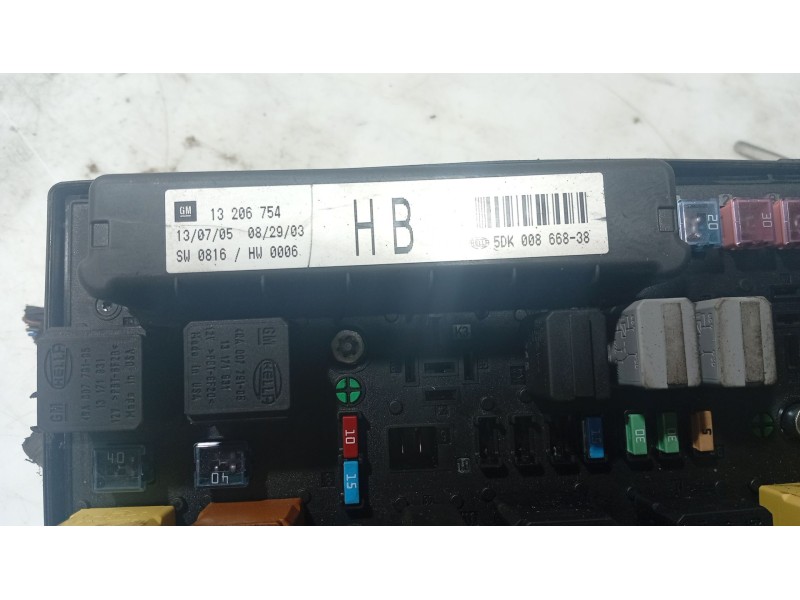 Recambio de caja reles / fusibles para opel astra h (a04) 1.7 cdti (l48) referencia OEM IAM   