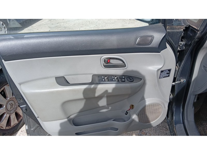 kia carens iii monospace (un) del año 2007