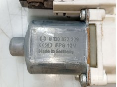 Recambio de motor elevalunas delantero izquierdo para volkswagen golf plus v (5m1, 521) 1.9 tdi referencia OEM IAM 5M1837401B 1K 2