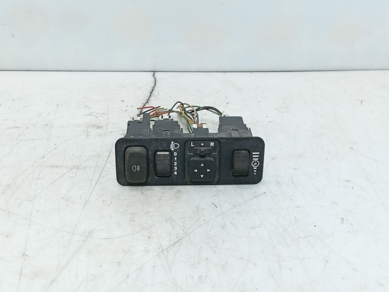 Recambio de mando luces para mitsubishi space star (dg0) referencia OEM IAM   