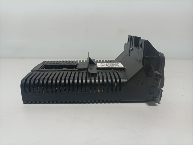 Recambio de mando luces para bmw serie 3 berlina (e46) 318i referencia OEM IAM 6936824  