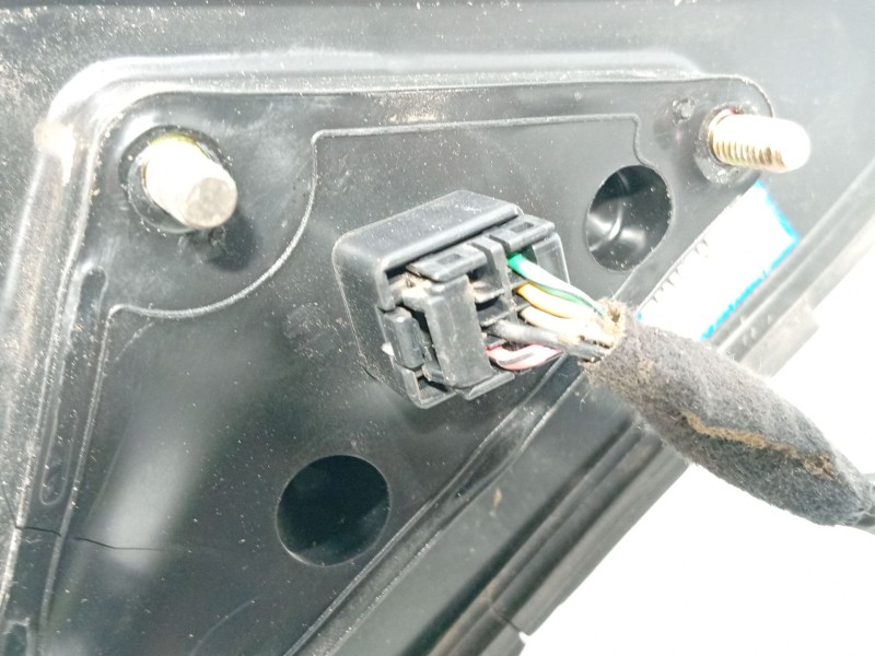 Recambio de retrovisor izquierdo para kia cerato i sedán (ld) 1.6 referencia OEM IAM   