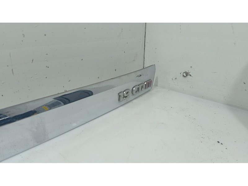 Recambio de moldura para opel zafira / zafira family b (a05) 1.9 cdti (m75) referencia OEM IAM   