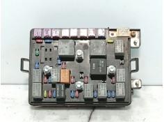 Recambio de caja reles / fusibles para kia cerato i sedán (ld) 1.6 referencia OEM IAM   