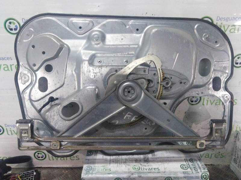 Recambio de elevalunas delantero derecho para ford focus berlina (cap) trend   |   03.05 - 12.07 | 2005 - 2007 | 116 cv / 85 kw 